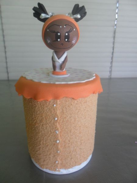 Latas decoradas para presente